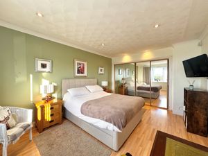 Photo 15- click for photo gallery